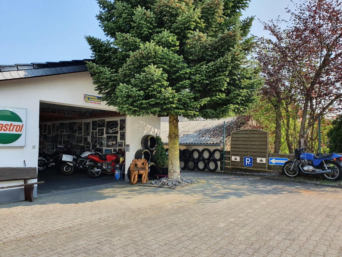 Hotel & Restaurant Huellen Barweiler Экстерьер фото